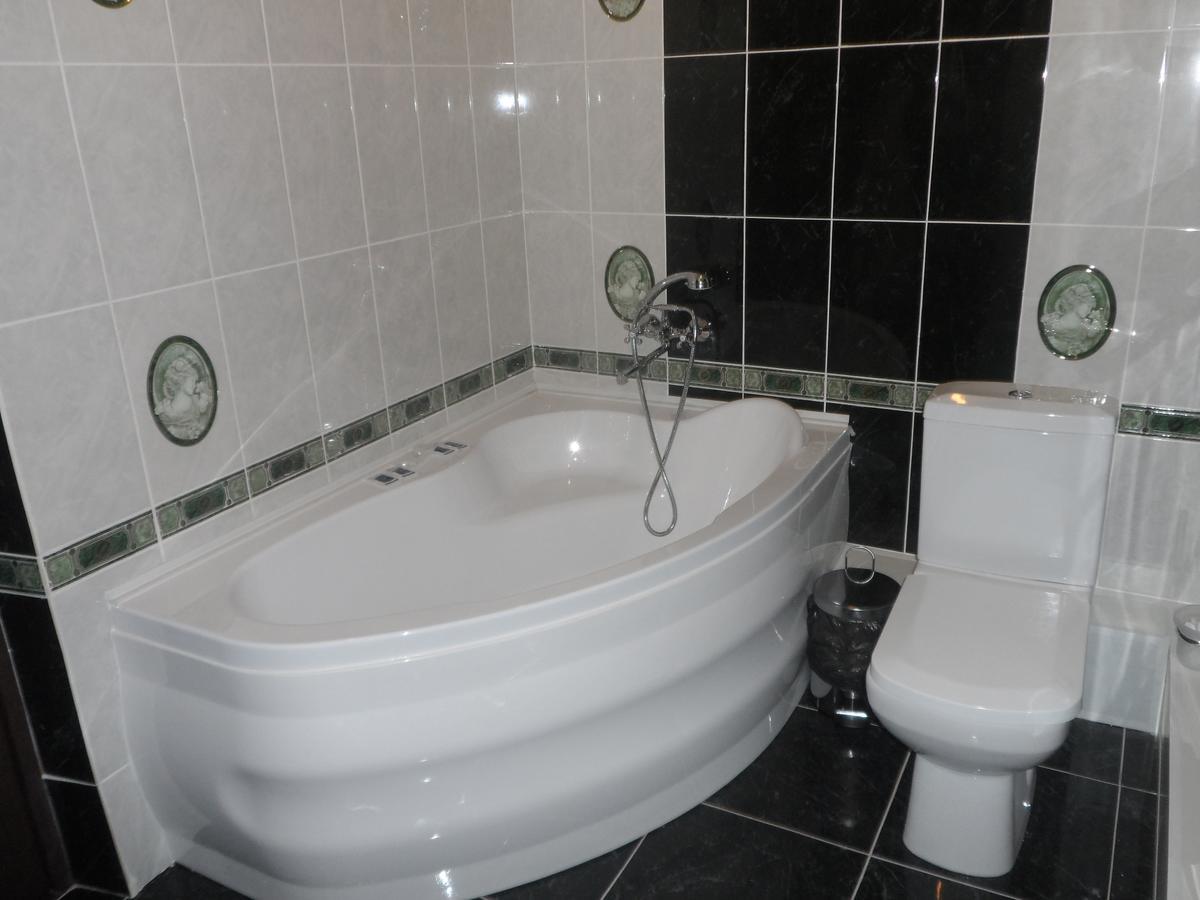 Hotel Vetraz Vitebsk Bagian luar foto
